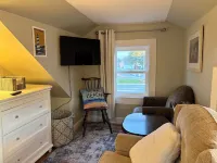 Partial Ocean Views-Heat Pumps-Satellite WiFi, Private Playground-Beaches,K-Port