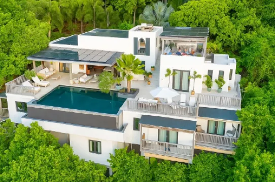 5 bedroom villa with pool in stunning clifftop location next to gorgeous beach