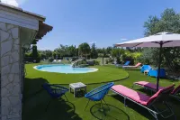 Gîte Petit Luberon Chez Manon en Luberon Hotels in Robion