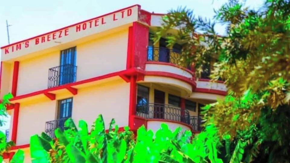 Kim's Breeze Hotel Ltd and Choma Zone