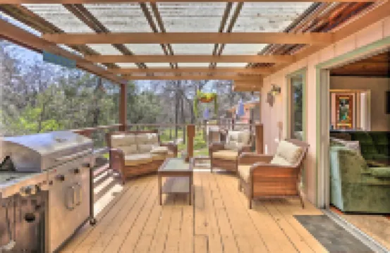 Gorgeous Oakhurst Retreat w/ Swimming Hole!