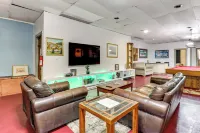 4 Mi to Mauch Chunk Lake: Spacious Apt w/ Bar! -  Ferienwohnungen