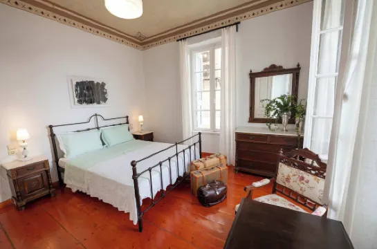 Akanthos Poros Chic Seaside Retreat Built in 1904