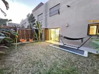 Refined Villa in the Heart of La Marsa With Garden - Villas