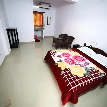 Dubai Hotel & Restaurant Kumarakom