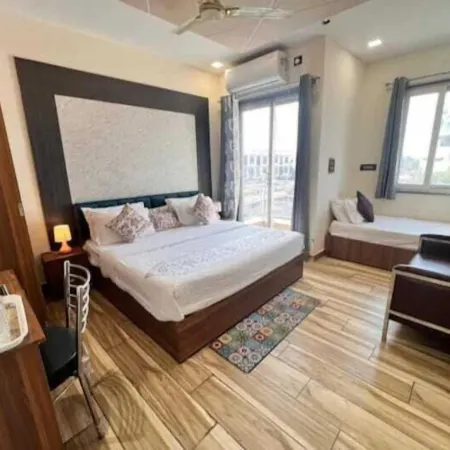 Goyal Hoteliers - Hotel Vasudha