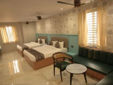 Hotel Spot Light Hotels in Ganjam