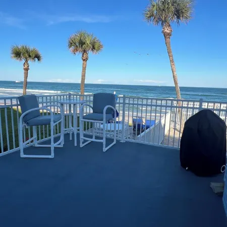 Boutique Oceanfront Penthouse Charm- with Expansive Private Terrace