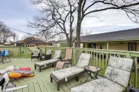 Pool & Large Covered Patio! Decatur Family Getaway - 2 Sao