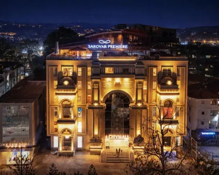 Sarovar Premiere Srinagar Hotels in Srinagar