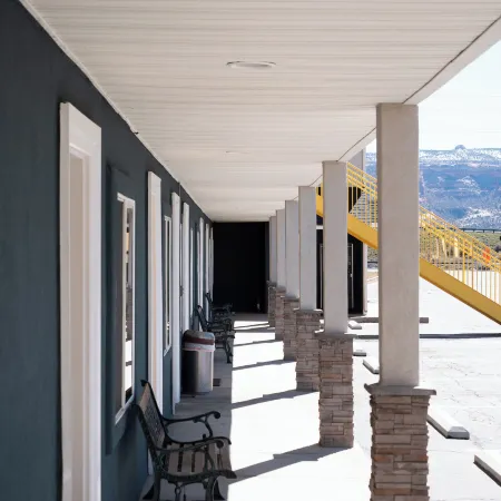 Balanced Rock Inn