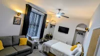 Hoopers Sandy Beach Guest Rooms - Baarit