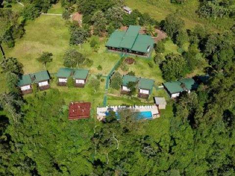 Tupa Lodge Hotels in 