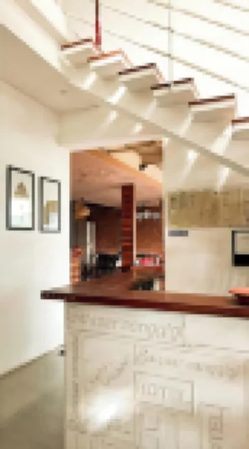 ラカーサ センギギ バイ ロイヤル アムリタ