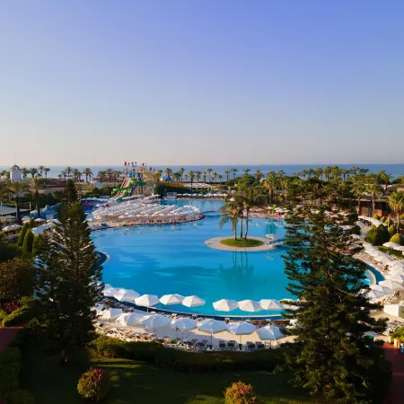 Miracle Resort Hotel
