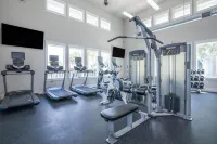 Landing Furnished Apartments - Rockport - Gym