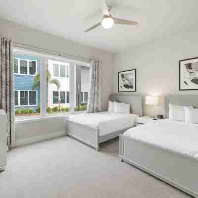 Resort-style 4-bed Loft Condo Rooms