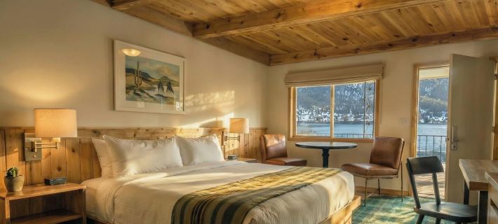 Western Riviera Lakeside Lodging Hotels in Grand Lake
