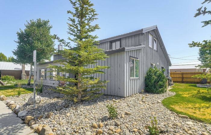 Centrally Located Pinedale Vacation Rental!