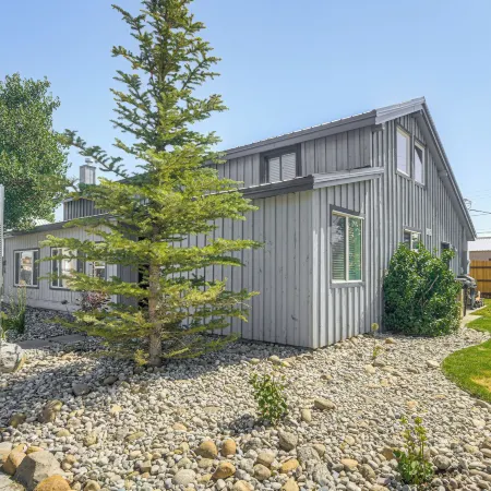 Centrally Located Pinedale Vacation Rental!
