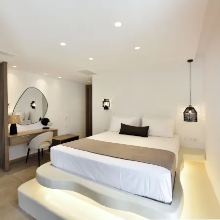 Anais Milos Suites