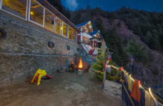 Gadegal Homestay Narkanda - Rooms & Pahadi Café