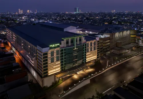 Palm Park Hotel Surabaya