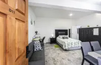 Cabo Downtown Studios - Holiday Apartments