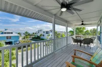 Steps to Ocean and Bay Bradenton Beach Townhome! - 무료 와이파이