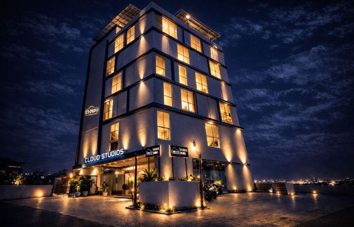 FabHotel Prime Cloud 5 Studios