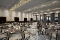 Cloudland at McLemore Resort Lookout Mountain, Curio by Hilton - 4-Star