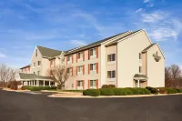 Country Inn & Suites by Radisson, Clinton, IA - Haustierfreundliche