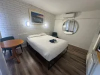 Mayfield Motel Hotels in Mayfield West