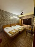Hotel Madhuram