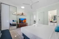Zen Orient Luxurious 4BR Oasis With Private Pool - Bungalows