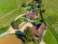 Incredible Countryside Getaway With Tennis Court Hotels in Godalming