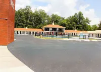 7 Gables Motel