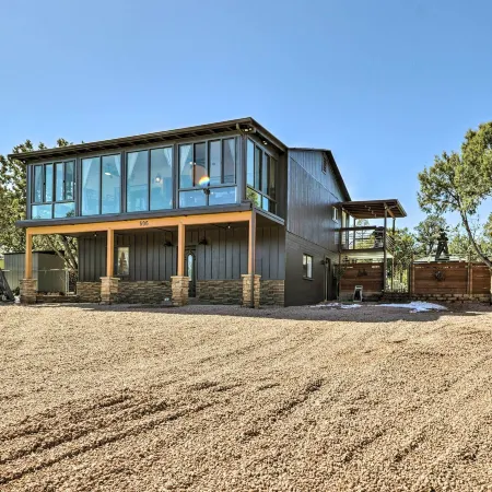 Hot Tub and Deck Pet-Friendly Home in Payson
