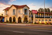 Big A Motel & Suites Near Disneyland Orange County - Motels