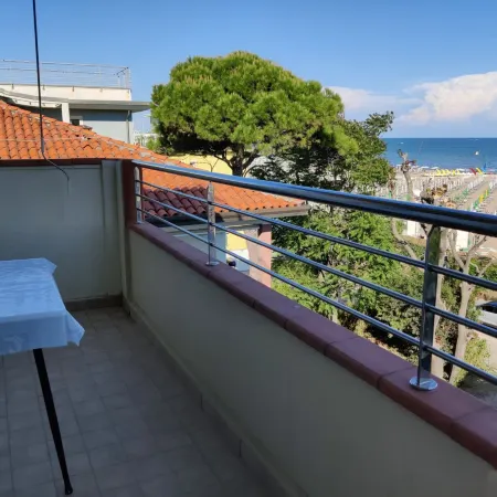 Cozy accommodation with sea view terrace