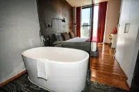 Hotel Love It Signature - Hot Tub