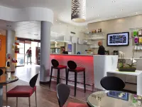 Novotel Suites Perpignan Centre - bar