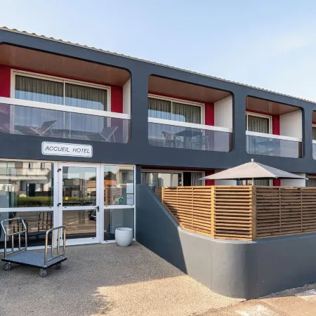 Logis Hôtellerie les Brisants , Restaurant J M Perochon