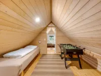 "Dorris" - 4.3km from the Sea - Swimmingpools
