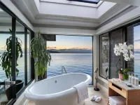 The Inn Above Tide Hotels in Sausalito