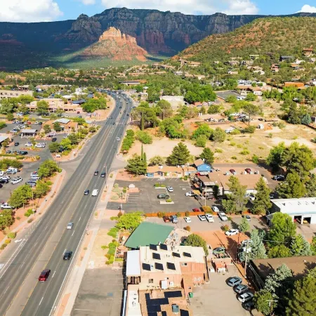 Red Rock Collection by Avantstay - Sleeps 14, 3 Sedona Stays With Mountain Views, In West Sedona