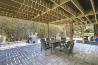 2 Mi to Nantasket Beach! Group Retreat w/ Patio - Wifi