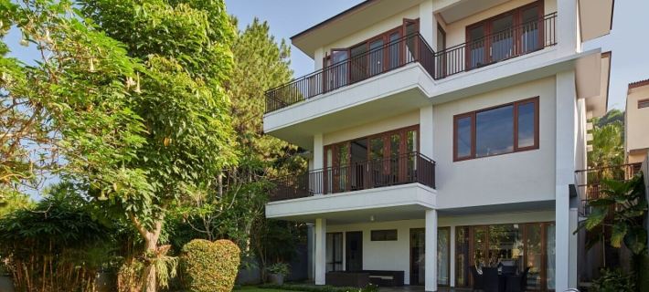 Breeze Blows City View Villa 4 Bedrooms and 1 Familly Bedroom with a Private Heated Swimming Pool Hotel a Cimenyan