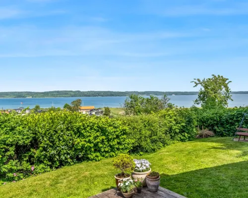 "Stjerne" - 300m from the Sea Hotels in Borkop