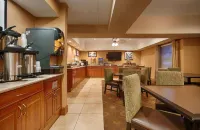 Best Western Plus Mishawaka Inn - servizio colazione